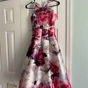 Big girl long dress perfect for a wedding